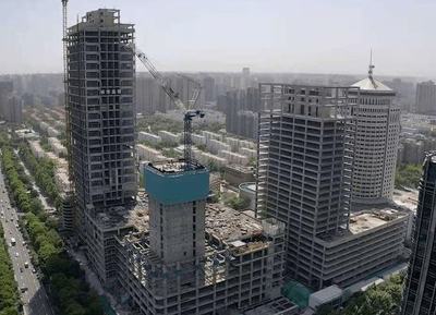 河南有處爛尾多年的樓盤(pán),兩位開(kāi)發(fā)商"圈錢(qián)"跑路,如今復(fù)工無(wú)期